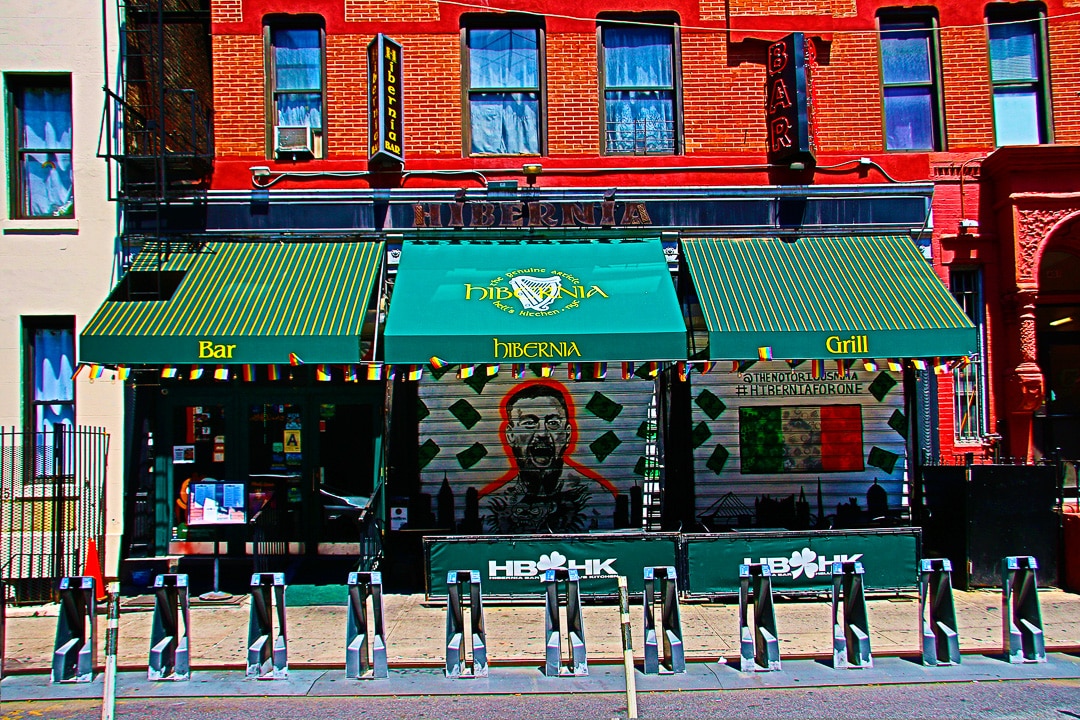Hell S Kitchen Irish Pub Sports Bar Hibernia Bar New York Ny