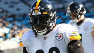 Up close photo of Pittsburgh Steelers player has fans wondering who will the Steelers draft in 2023?