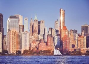 Manhattan, New York at sunset - Hibernia Bar